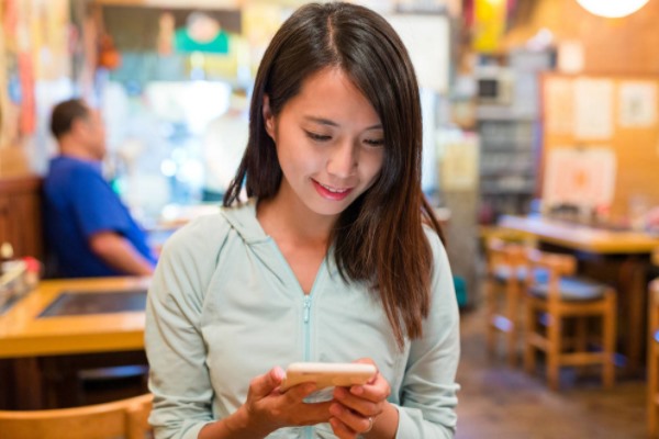 iPhone XS双卡双待可以实现所有APP分身么?比如一个手机俩微信、俩淘宝、俩微博等等？